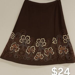 Axcess by Liz Claiborne Brown A-Line Skirt with Embroidered Hem – Size 10